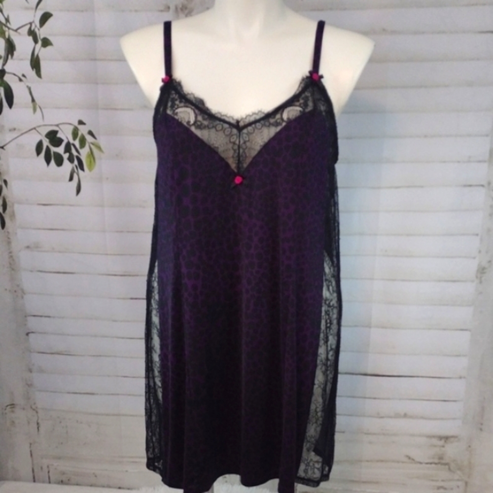 Cacique Purple Chemise with Black Lace Trim and Adjustable Straps 14/16